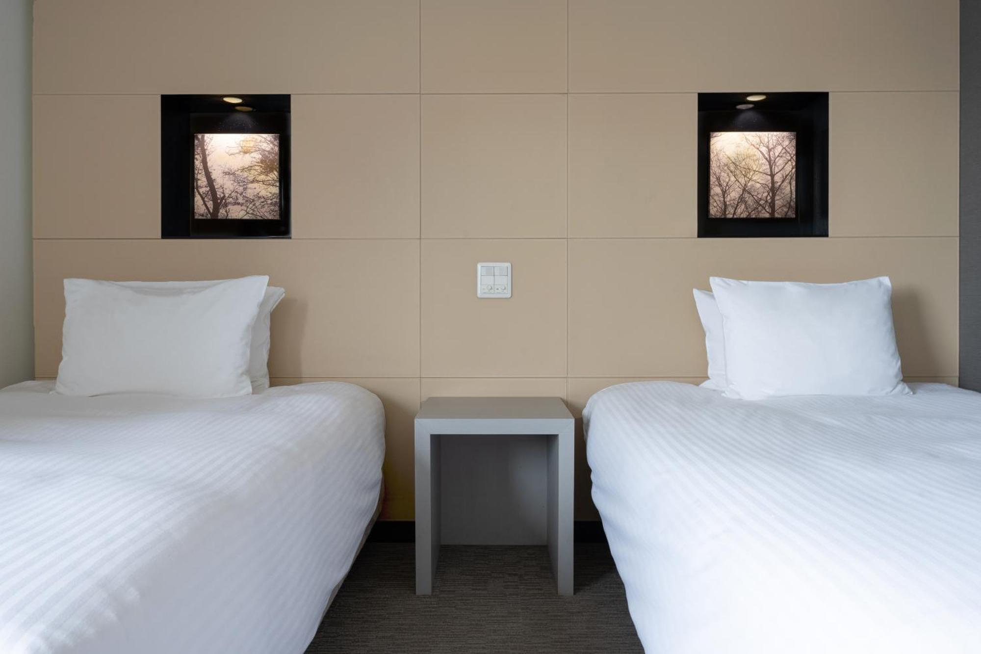 Hotel Vista Sapporo Odori Exterior photo